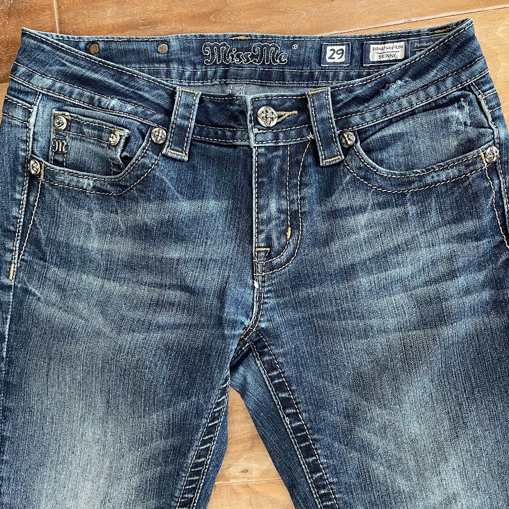 Miss Me Skinny Jeans Size 29